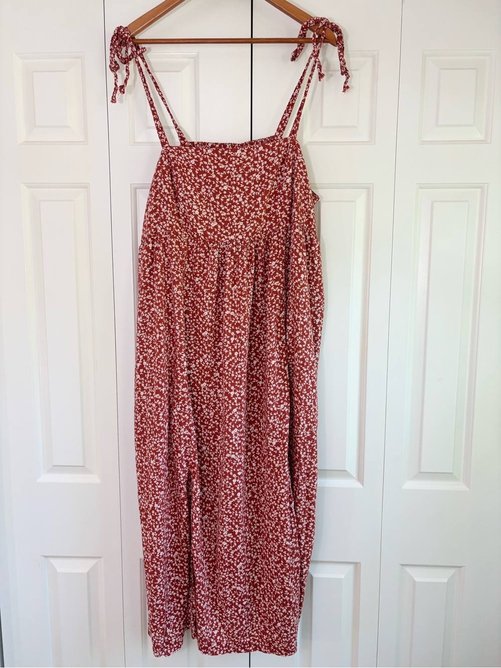 Old navy smoked back maxi dress